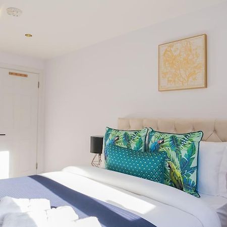 Stylish Retreat For Your Short Getaway London Exterior foto