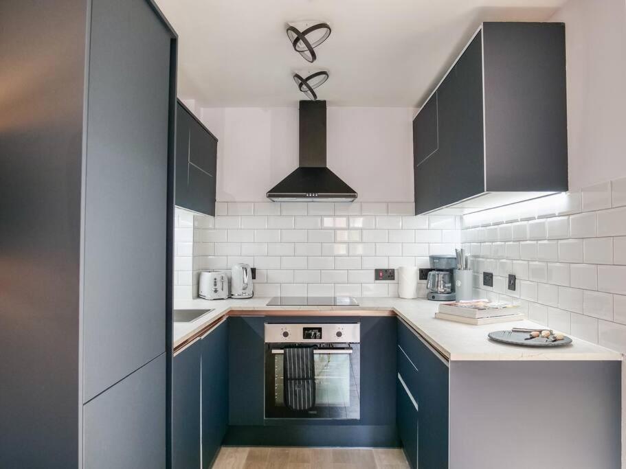 Stylish Retreat For Your Short Getaway London Exterior foto