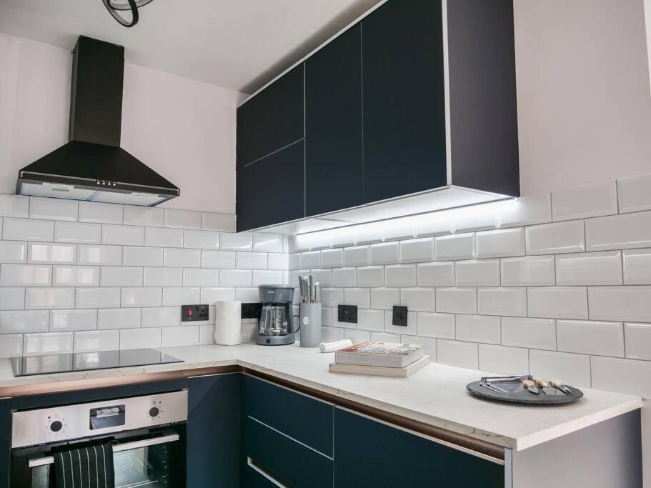 Stylish Retreat For Your Short Getaway London Exterior foto