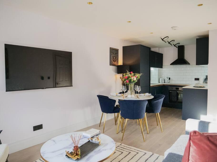 Stylish Retreat For Your Short Getaway London Exterior foto