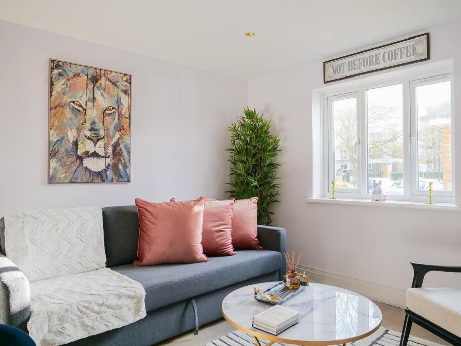 Stylish Retreat For Your Short Getaway London Exterior foto